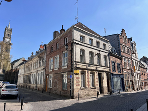 Courtier Valenciennes